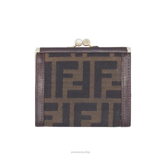 🔴 Fendi Snap Wallet - FF Zucca - Picture 1 of 7